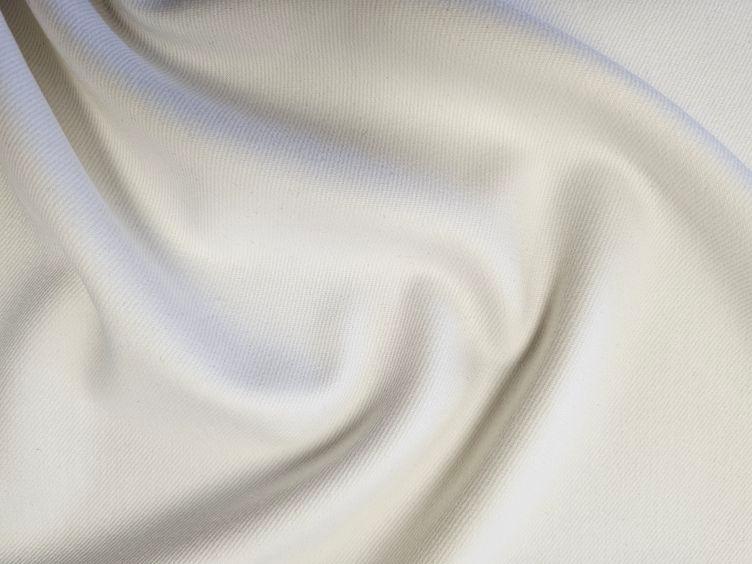 Loro Piana Merinowolle, weiss