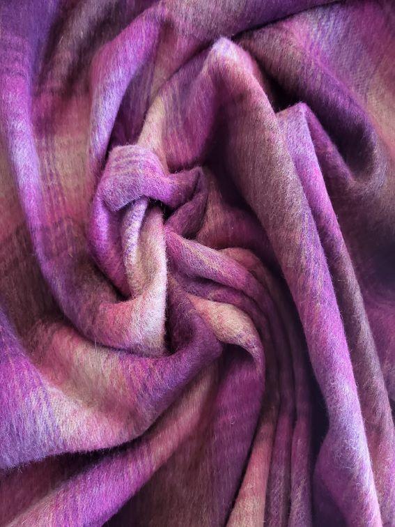 STOFFREST: Karierter Wollwalk