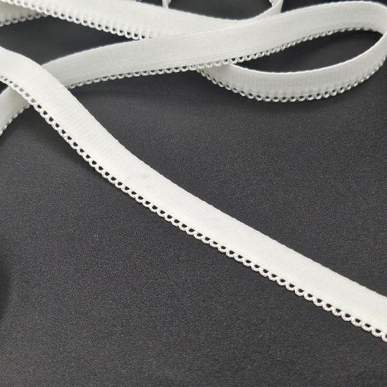 Elastisches Spitzenband, creme