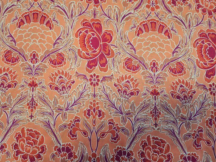 Viskose mit grossem Blumenprint, rot - 0
