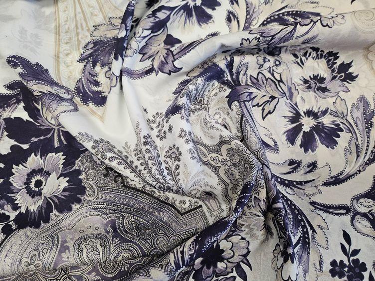 Baumwollstoff floral gemustert, blau