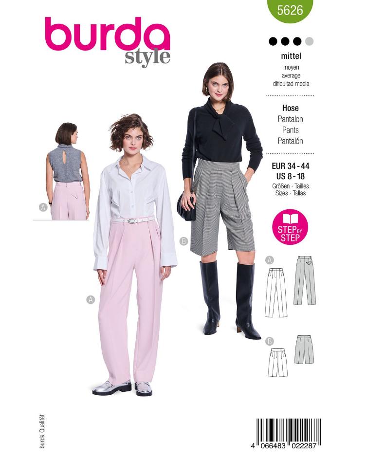 Bundfalten und Bermuda Hose