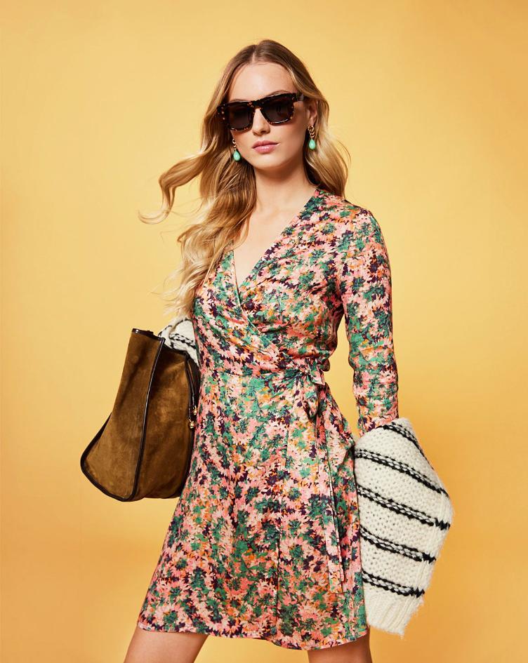 Wickelkleider mit V-Ausschnitt - 3