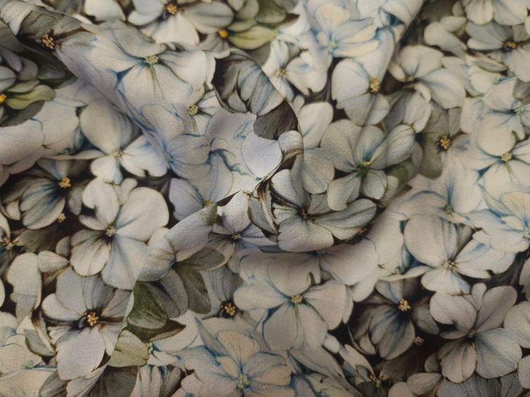 Viskosestoff Blumenmeer, grün