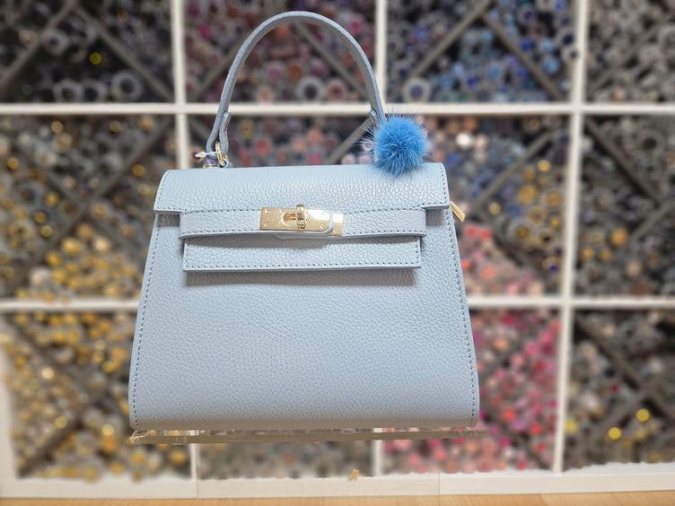 Kleine `Kelly-Bag`, hellblau