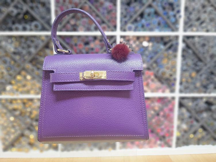 Kleine `Kelly-Bag`, violett