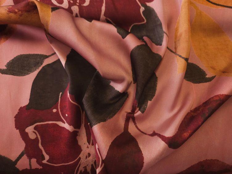 Poyestersatin Blumen, rot gold