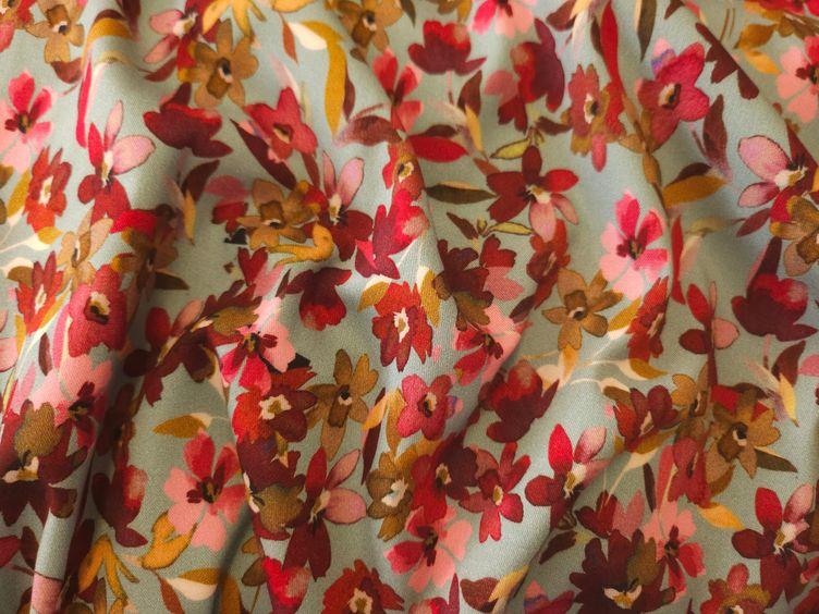 Viskosestoff mit Elastan, Blumen