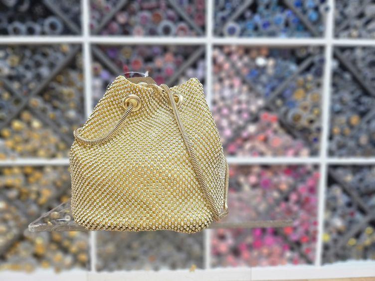 Goldene Beuteltasche