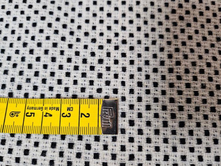 Leichter gewobener Wollstoff - 0