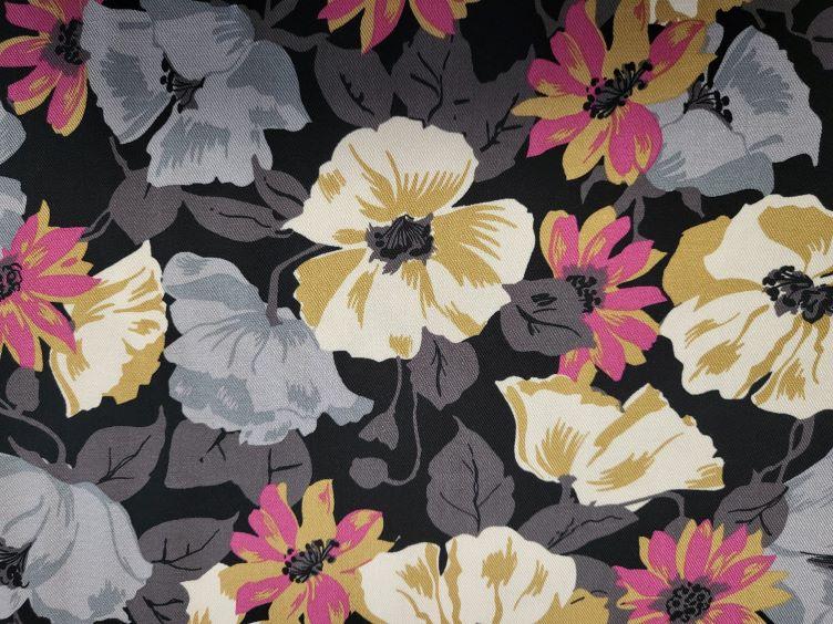 Blumiger Viskose Stoff - 1