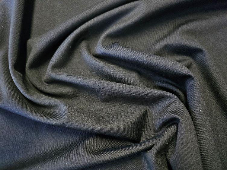 Polyesterstoff schwarz