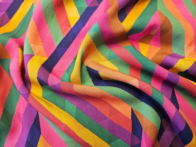 Viskose mit geometrischem Muster, farbig