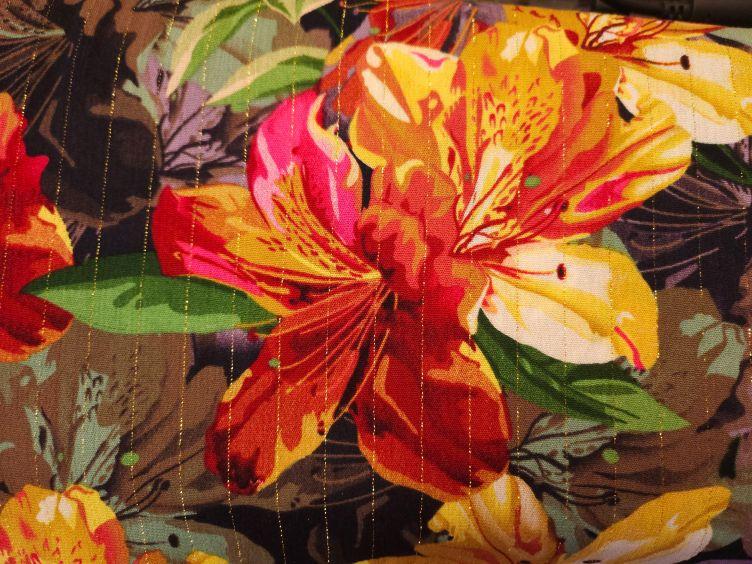 Viskosestoff Floral mit Lurex, schwarz rot - 1