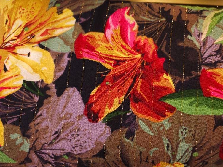 Viskosestoff Floral mit Lurex, schwarz rot - 0