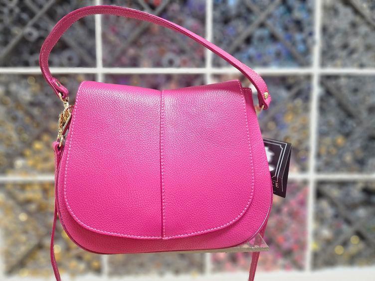 Pinke Tasche mit 2 verschiedenen Hänkeln