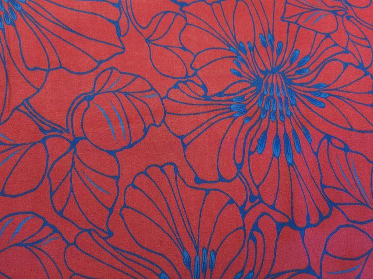 Viskosestoff mit grossem Blumenprint, rot - 0