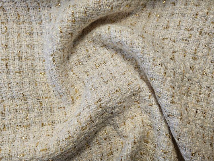 Boucle weiss mit Goldfäden