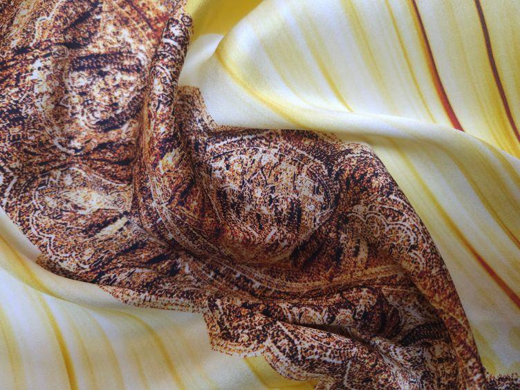 Seide gross gemustert, gelb